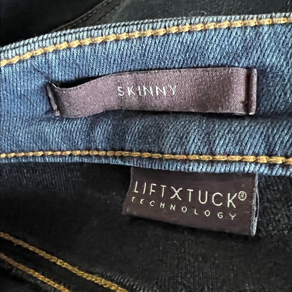 Women’s size 12 NYDJ for Chico’s Skinny jeans. Liftxtruck Technology - Picture 2 of 7